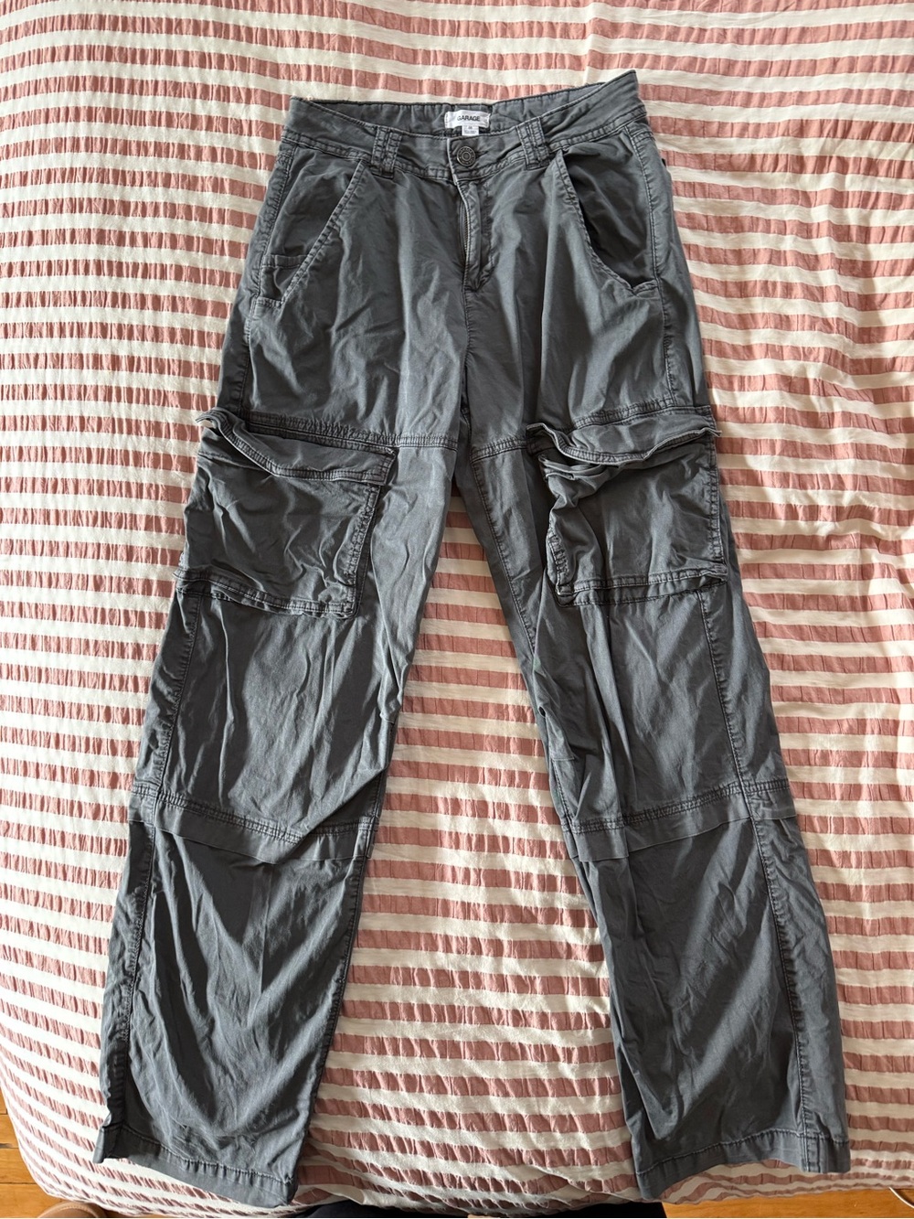 Garage low waisted gray cargo pants
